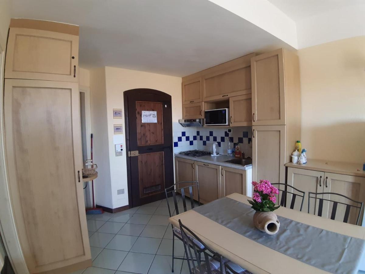 Appartamento Panoramico Calarossa Sardegna Isola Rossa Extérieur photo